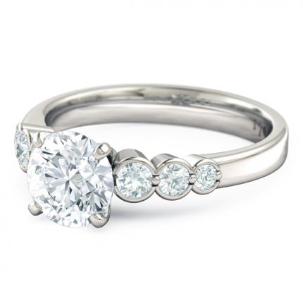 Diamond Ring White Gold Fiducia - Side View