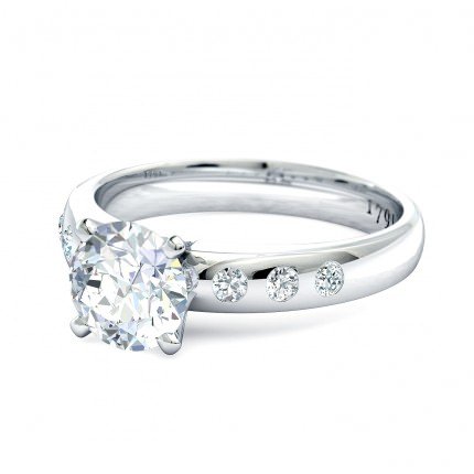 Diamond Ring White Gold Radiosa - Side View