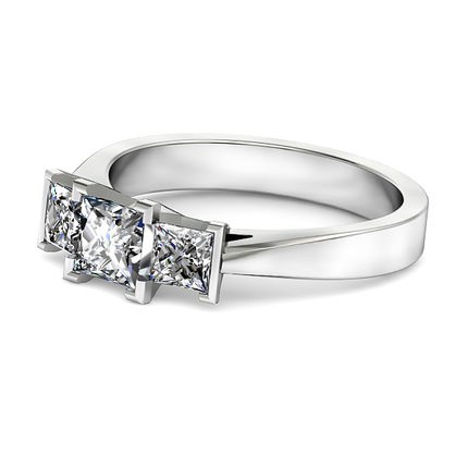 Princess Diamond Ring White Gold Neve - Side View