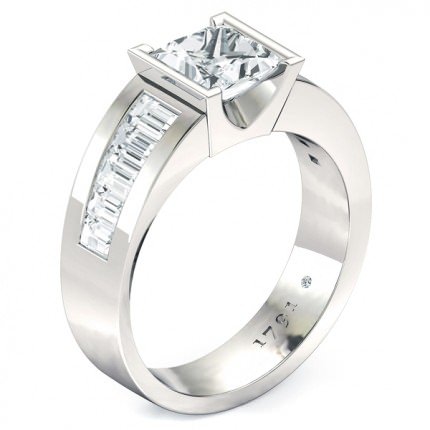 Princess Diamond Ring Platinum 950 Quadrata - Main View