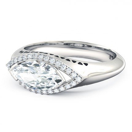 Marquise Diamond Ring Platinum 950 Orlo - Side View